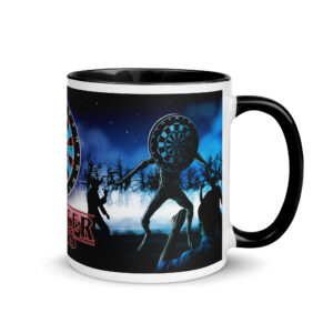 Dart Tasse – Stranger Darts Motiv Tasse für mutige Board-Jäger